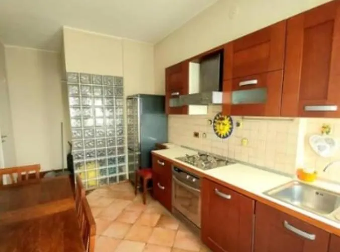 Апартаменты Franco Sansirohouse Rho Mi Fiera