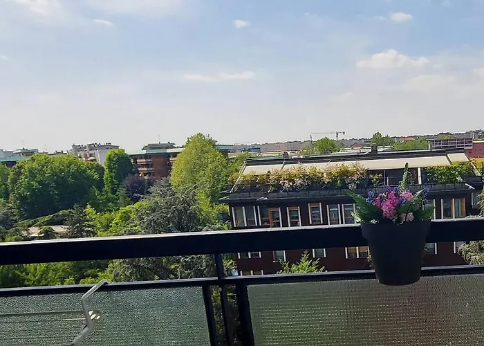 Апартаменты Franco Sansirohouse Rho Mi Fiera *